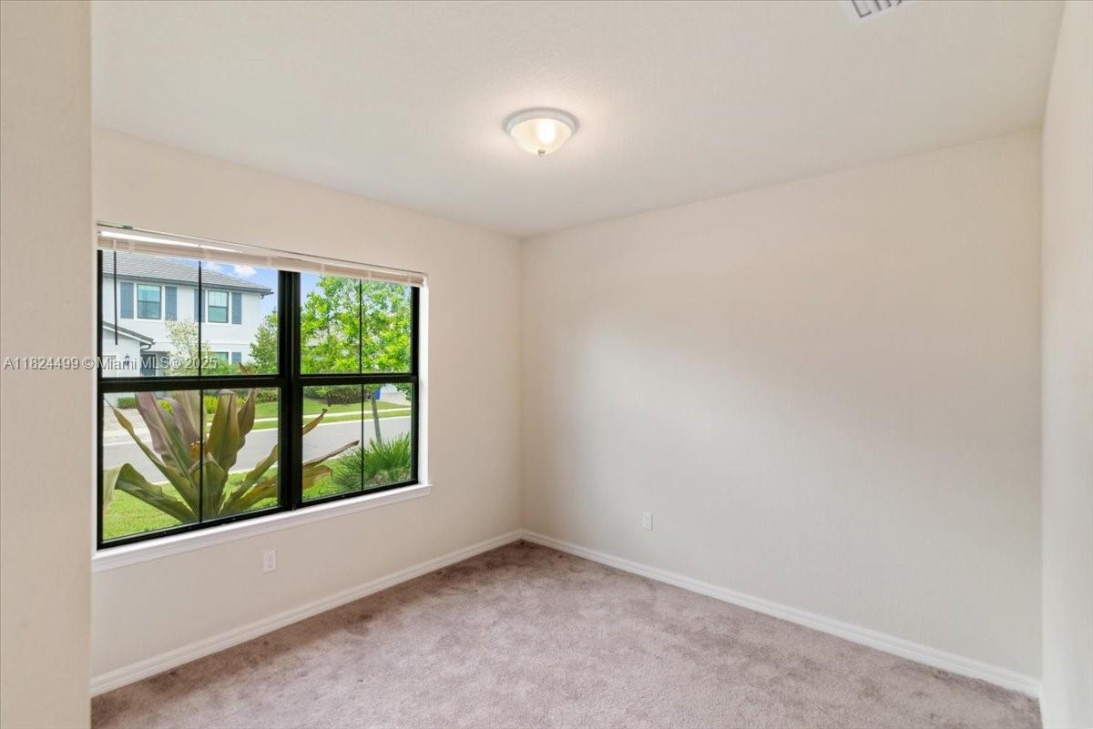 2941 Hibiscus Ave, Lauderdale Lakes, Florida image 15