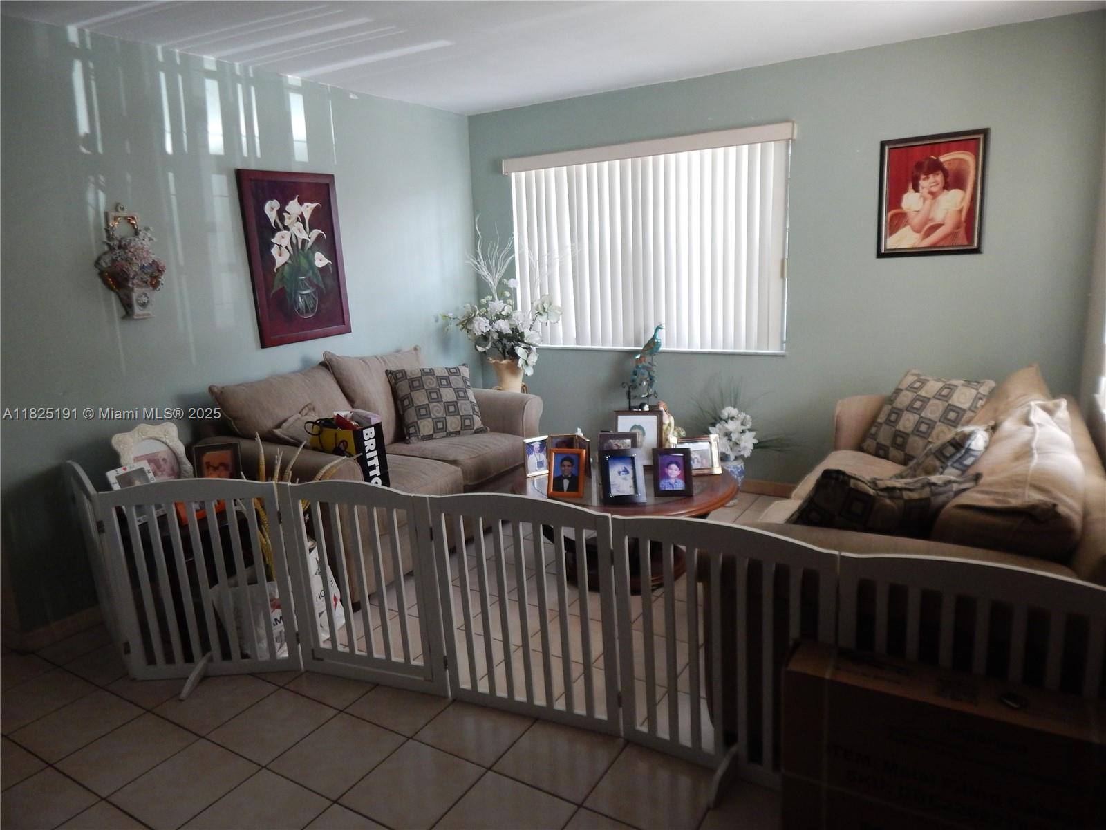 347 NW 57th Ct, Miami, Florida image 4