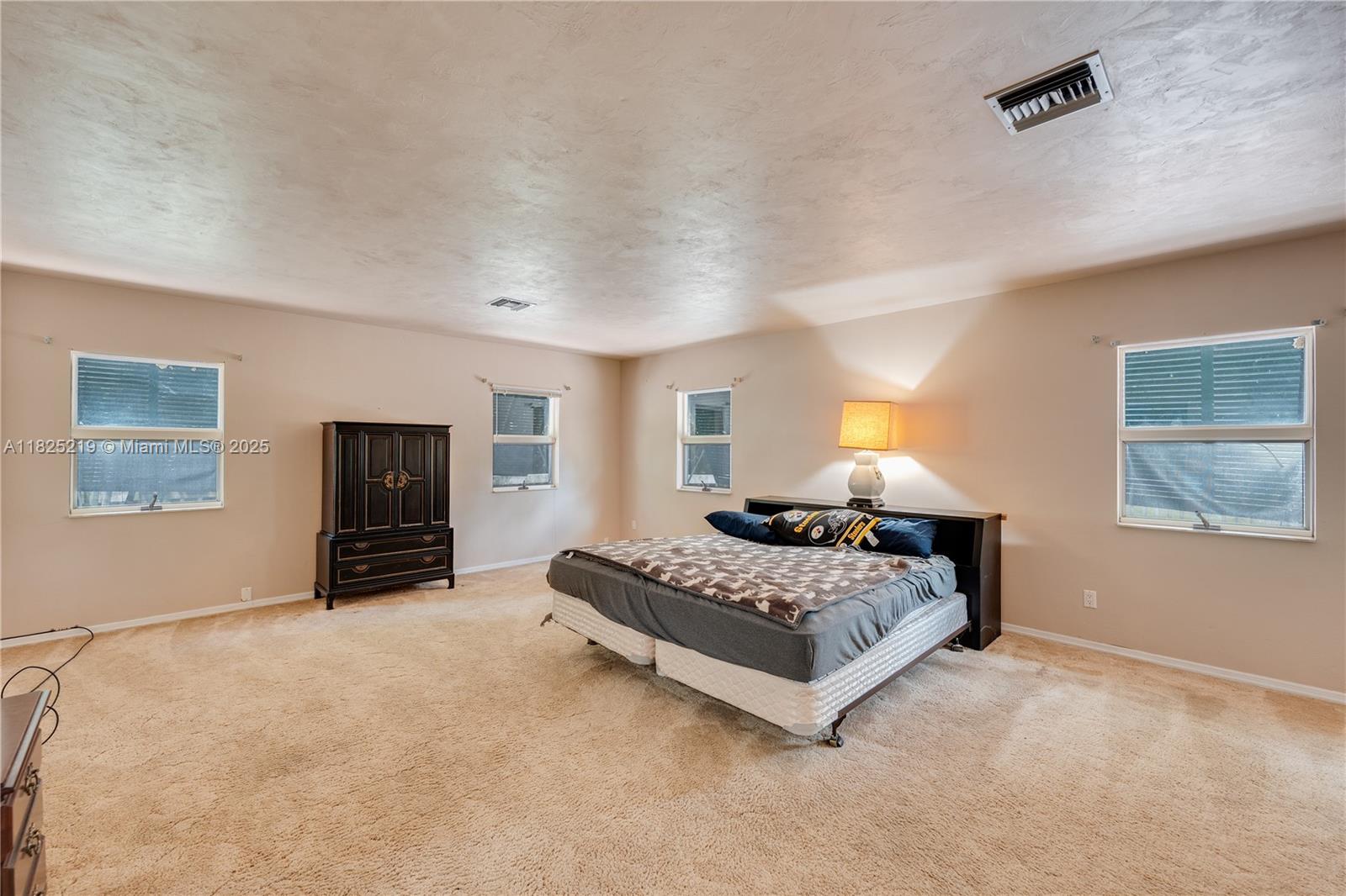 5254 River Blossom Lane, La Belle, Florida image 12