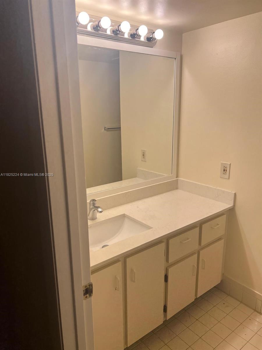 1224 S Military Trl #2312, Deerfield Beach, Florida image 6