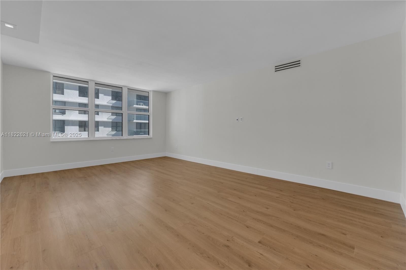 9801 Collins Ave #16Y, Bal Harbour, Florida image 25