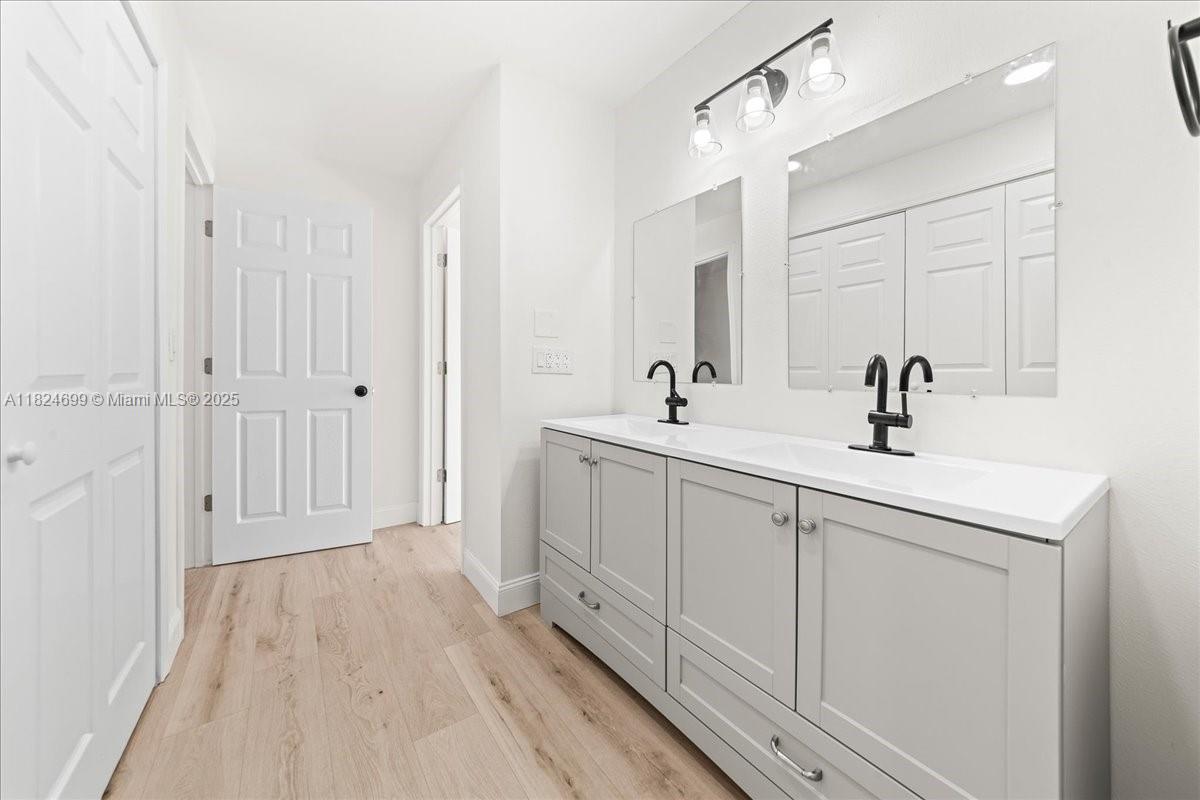 4680 NW 83rd Path #4680, Doral, Florida image 17