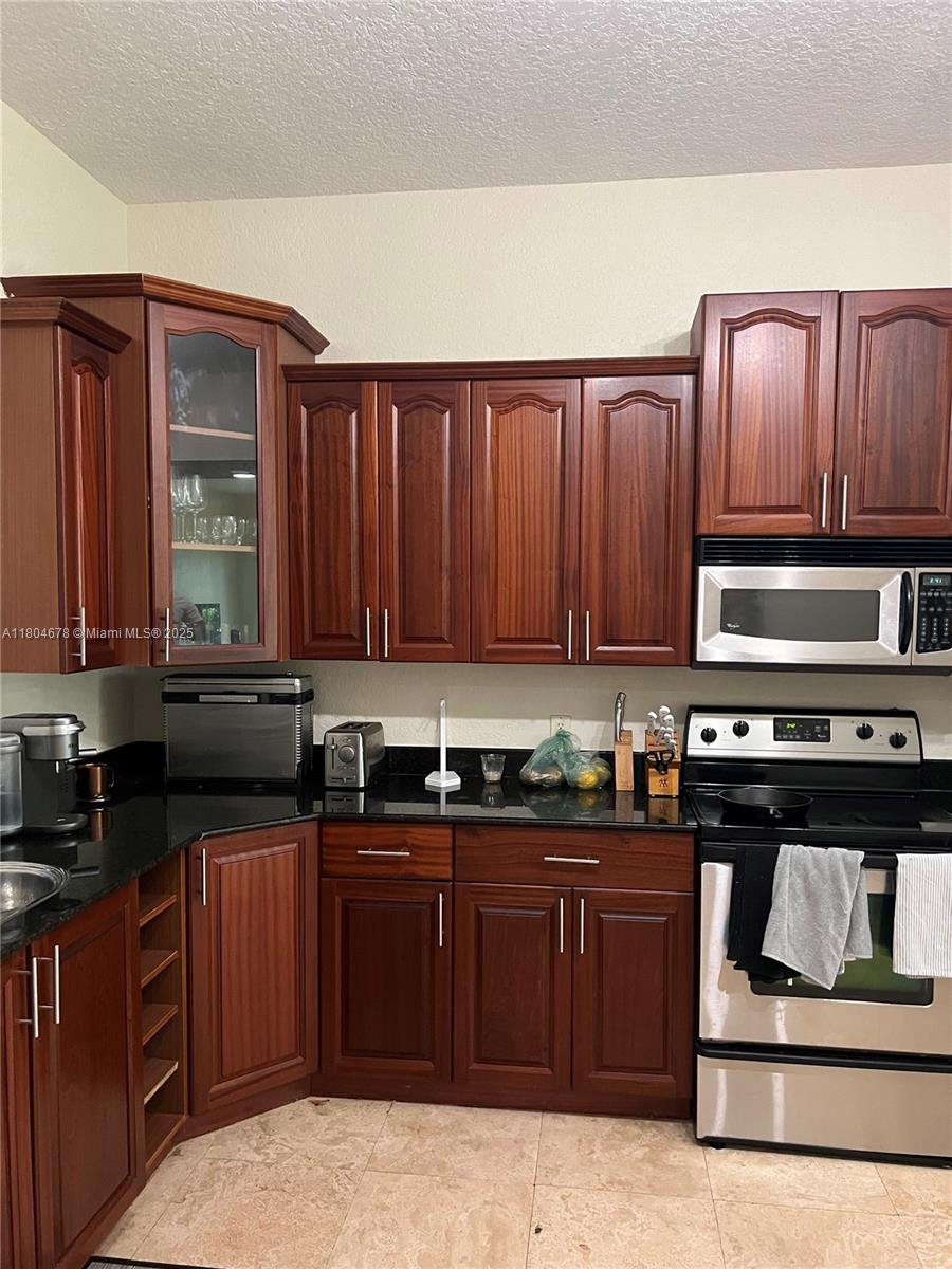 1640 Presidential Way 103