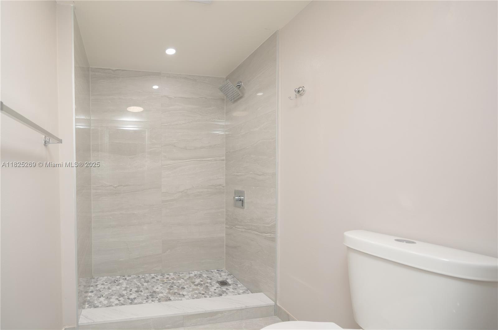 2406 Centergate Dr #202, Miramar, Florida image 30