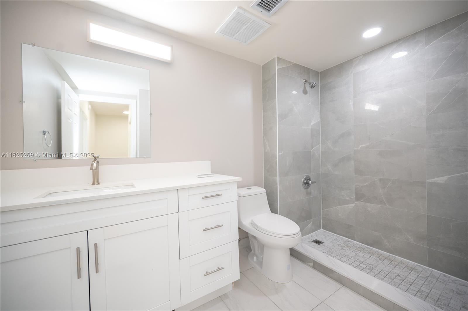 2406 Centergate Dr #202, Miramar, Florida image 31
