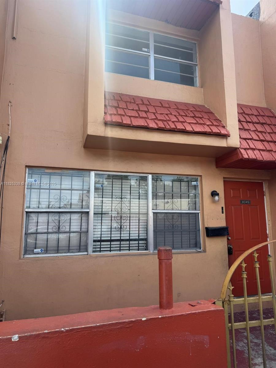4045 NW 19th St, Lauderhill, Florida image 2