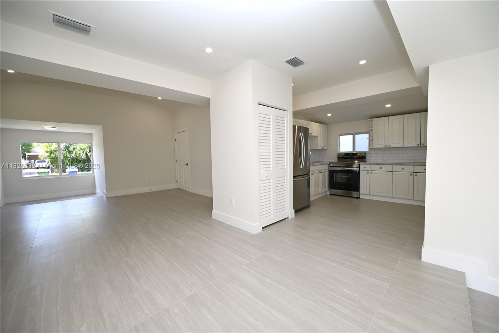 2949 SW 14th St, Miami, Florida image 15