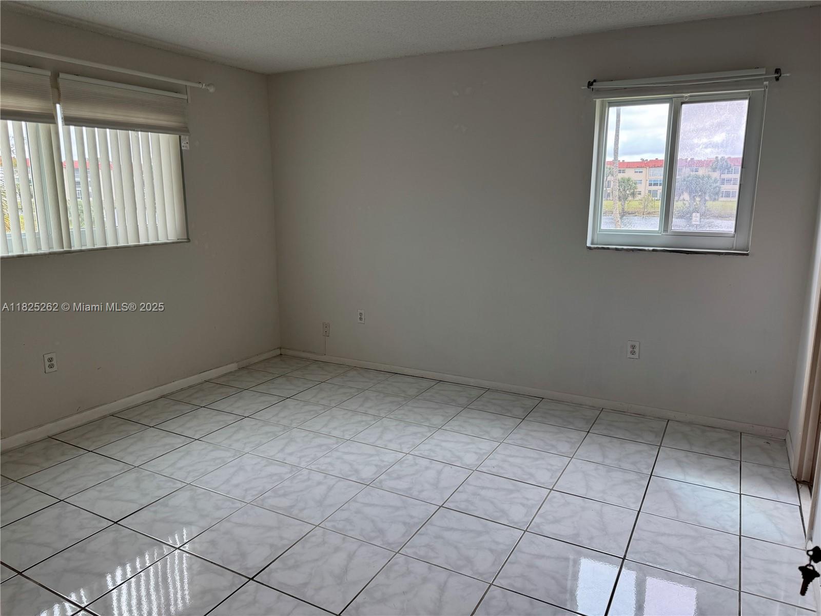 8020 N Sunrise Lakes Dr #112, Sunrise, Florida image 17