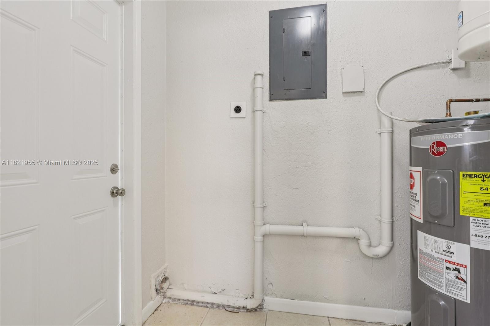 2817 SW 8th St, Fort Lauderdale, Florida image 13