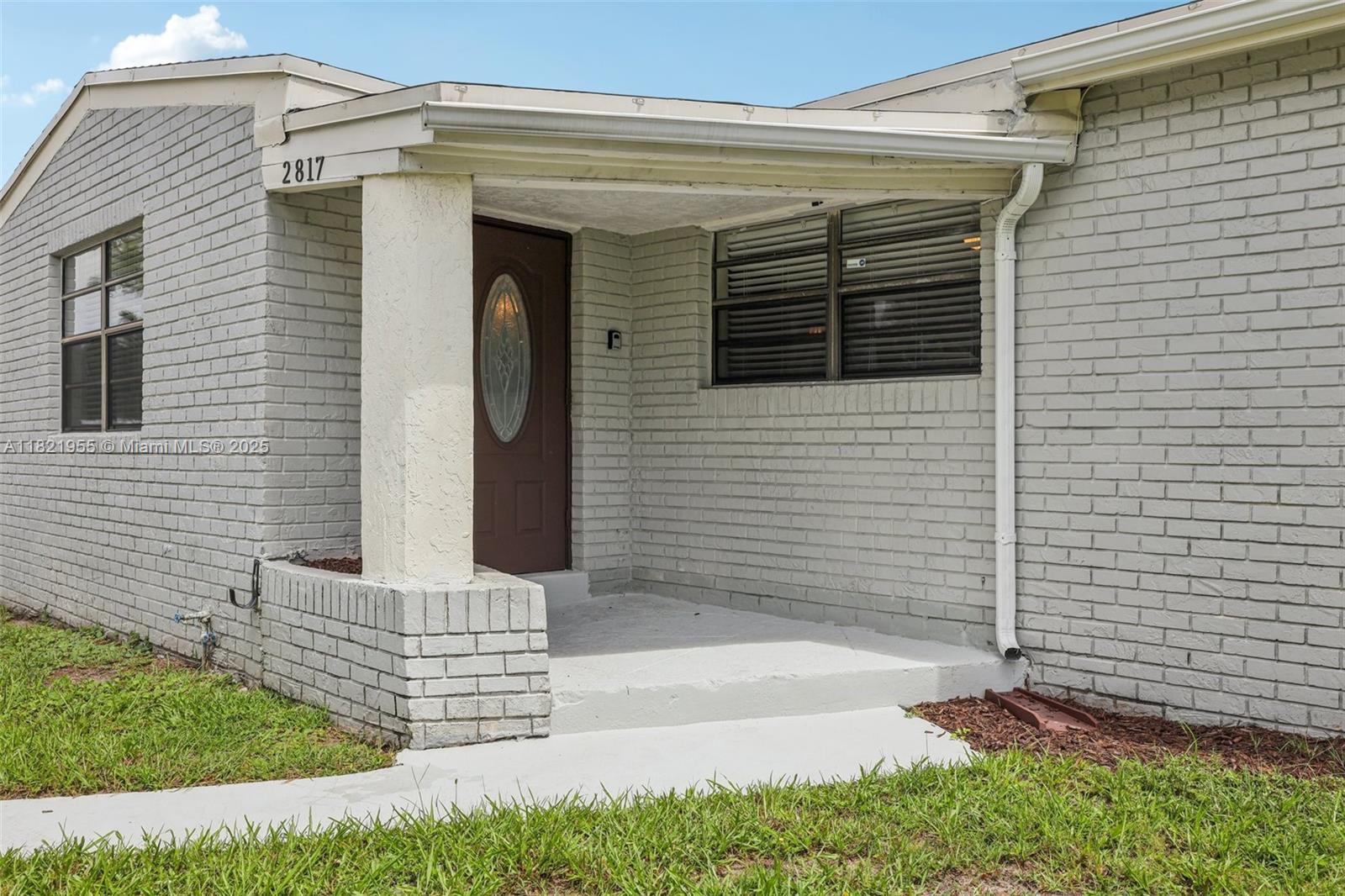 2817 SW 8th St, Fort Lauderdale, Florida image 33