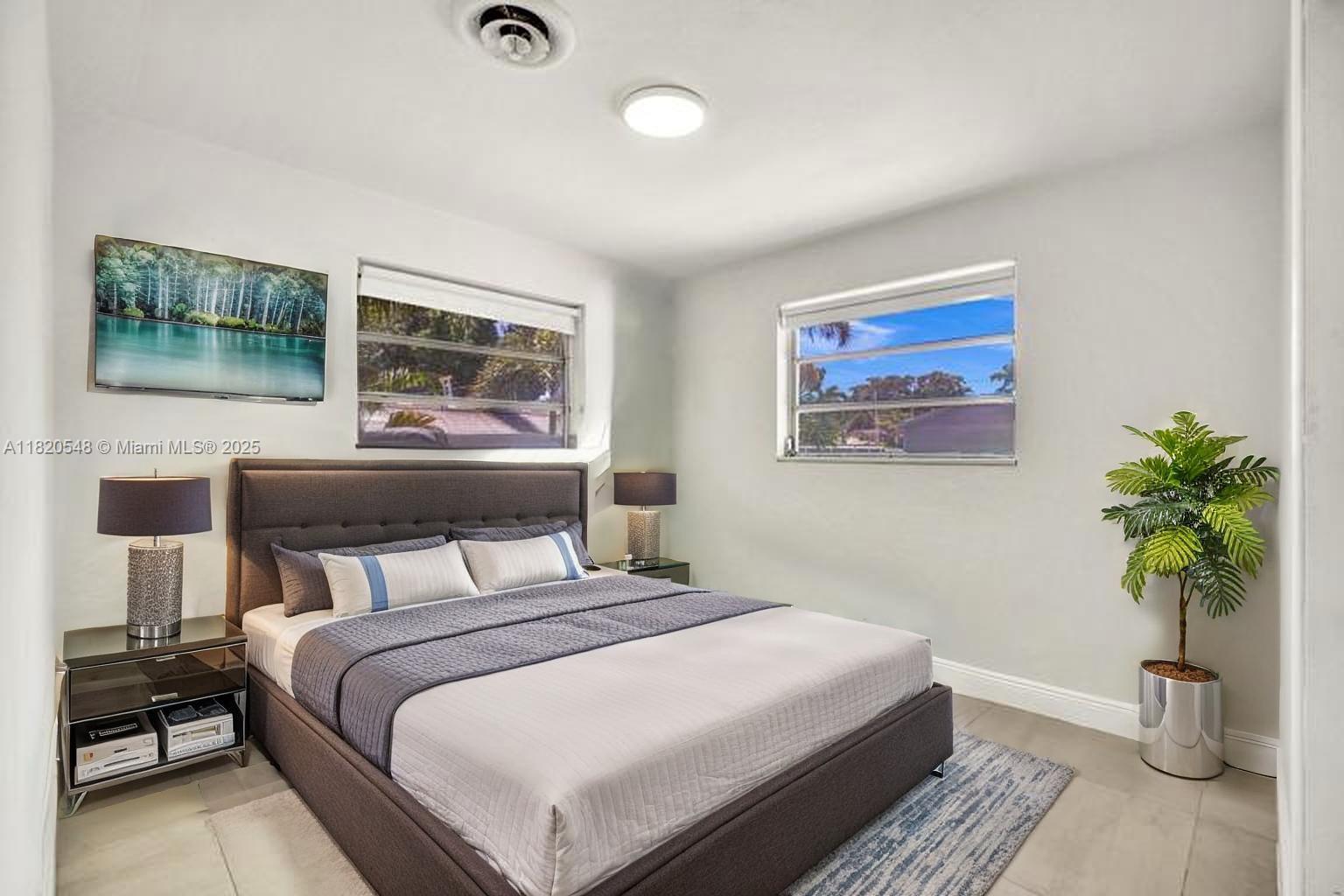 3338 Cleveland St, Hollywood, Florida image 18