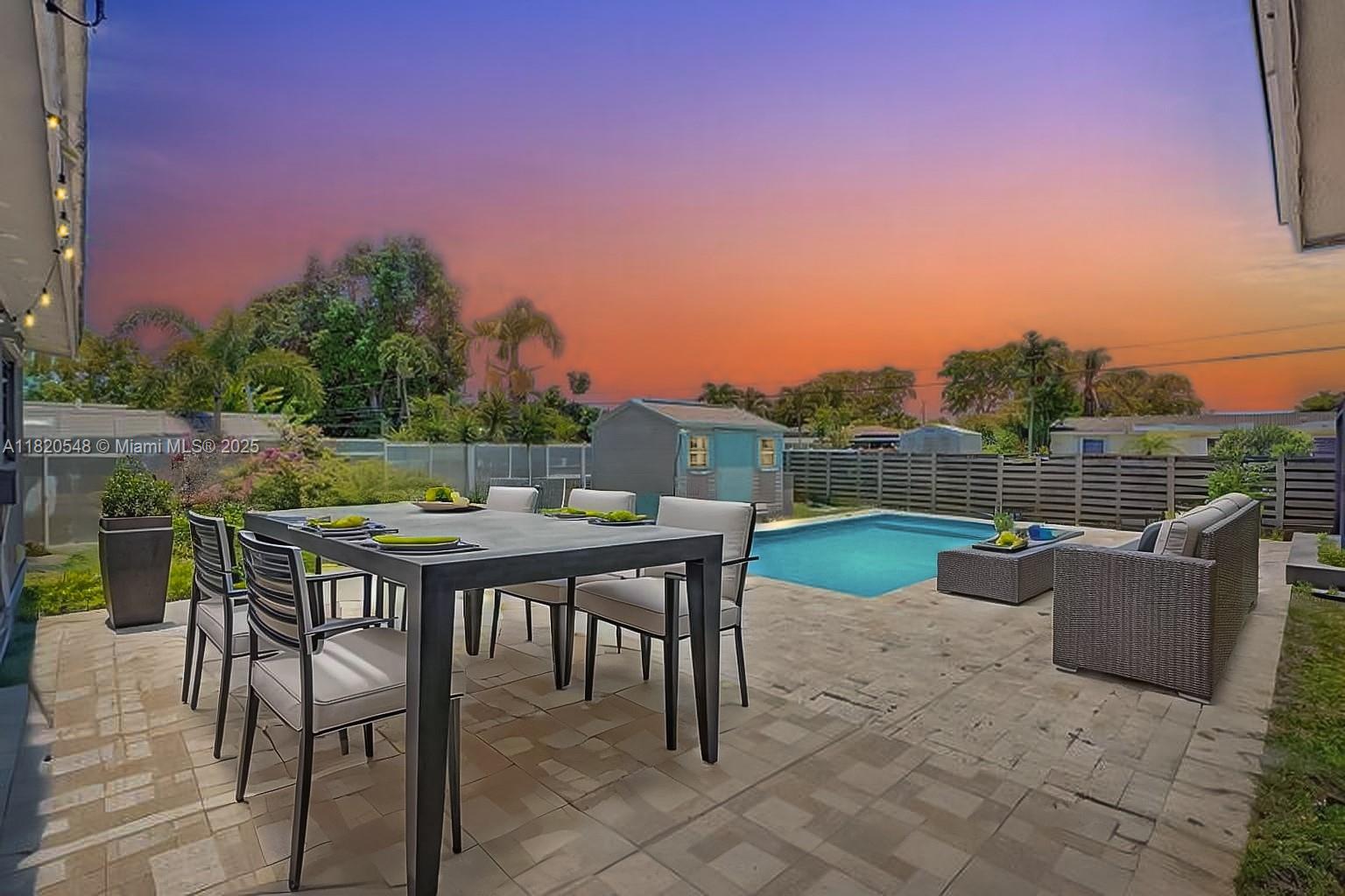 3338 Cleveland St, Hollywood, Florida image 2