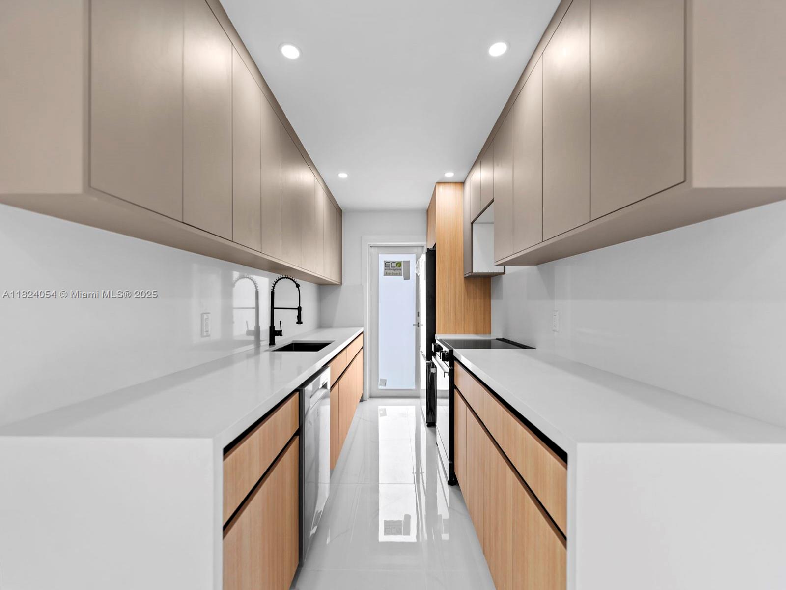1007-1009 Citrus Isle, Fort Lauderdale, Florida image 38