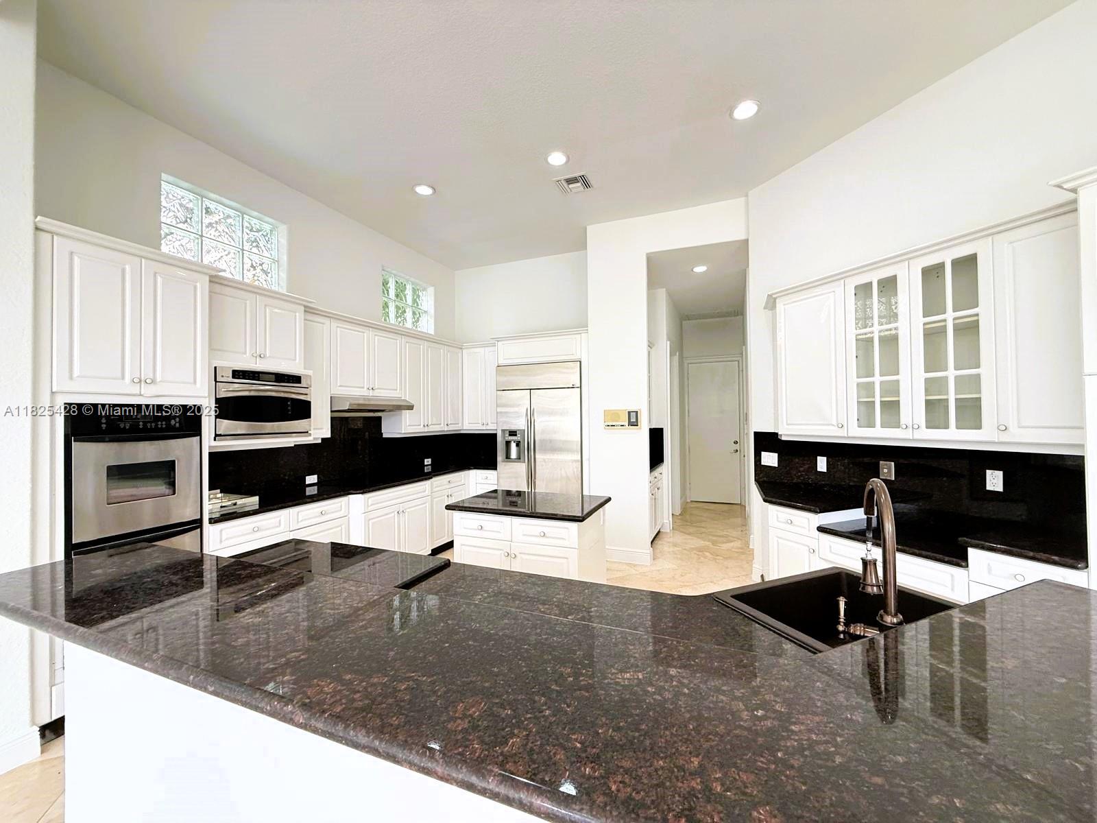 996 Sanibel Dr, Hollywood, Florida image 21