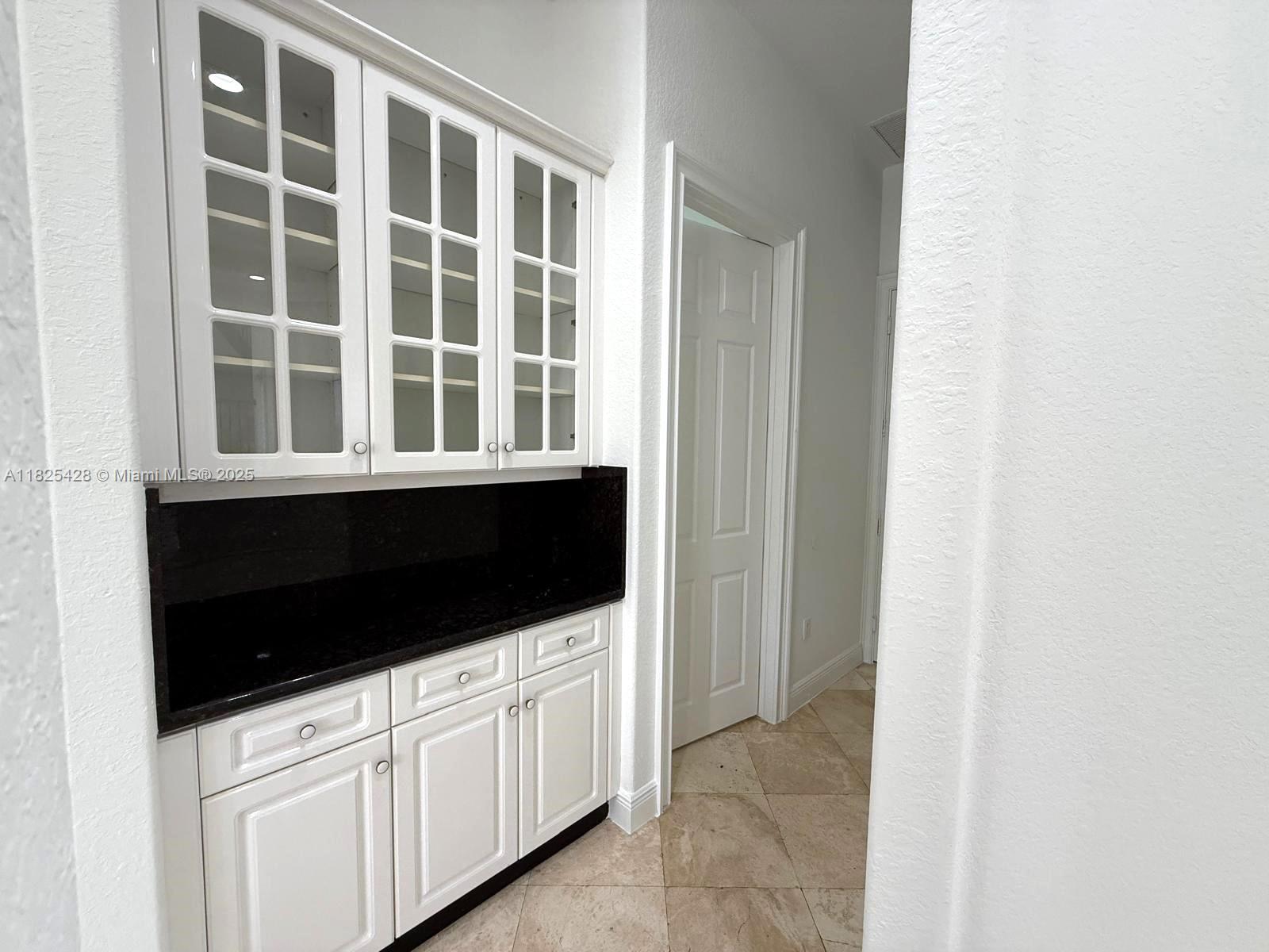 996 Sanibel Dr, Hollywood, Florida image 28
