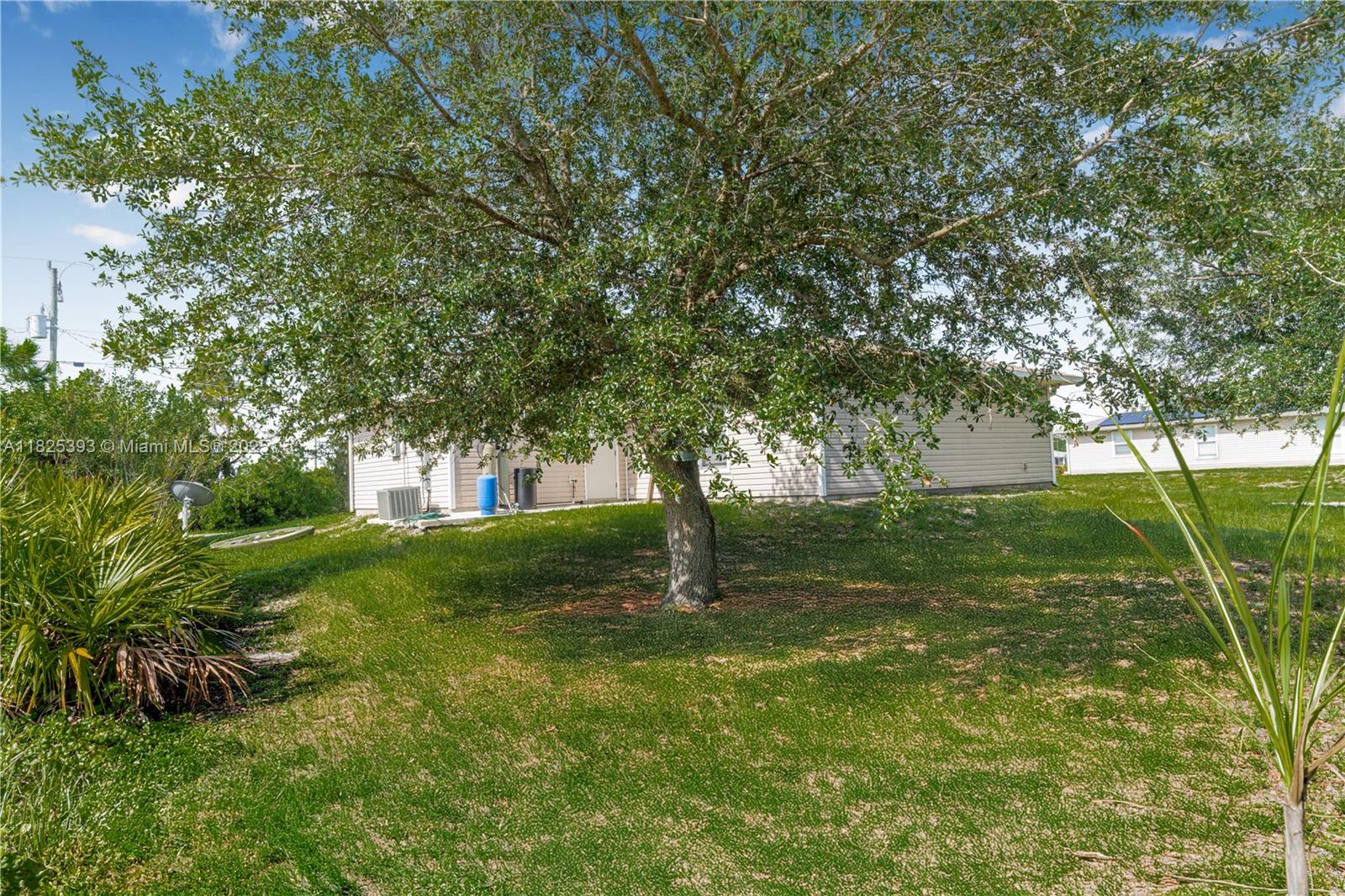 2818 W 66th St, Lehigh Acres, Florida image 31