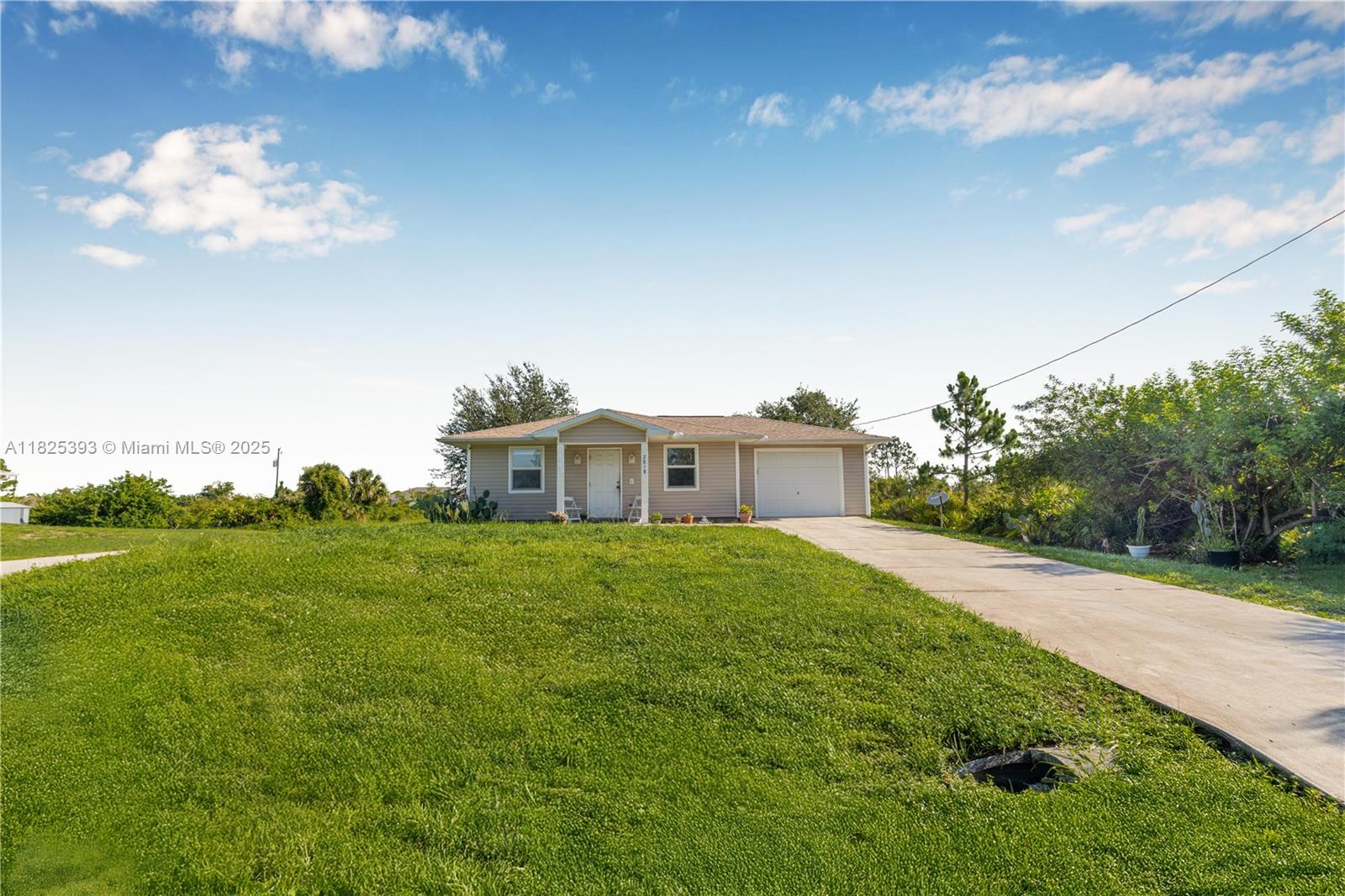 2818 W 66th St, Lehigh Acres, Florida image 7