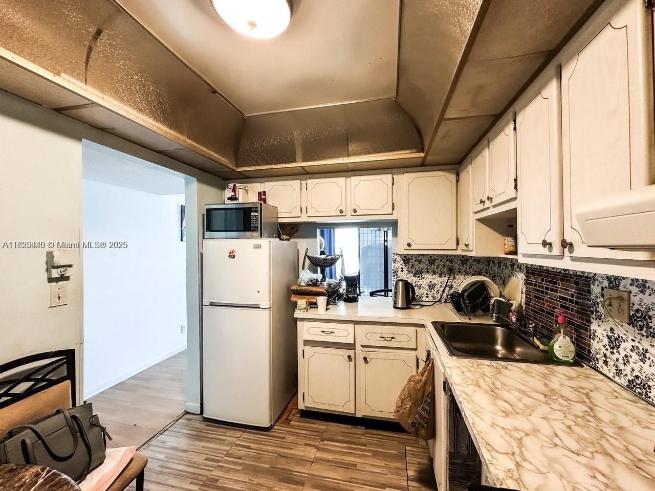 2200 E Hallandale Beach Blvd #711, Hallandale Beach, Florida image 10