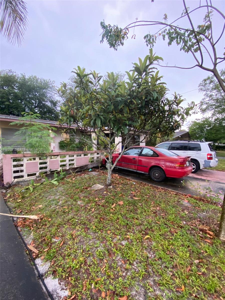 1711 NW 27th Ter, Fort Lauderdale, Florida image 17