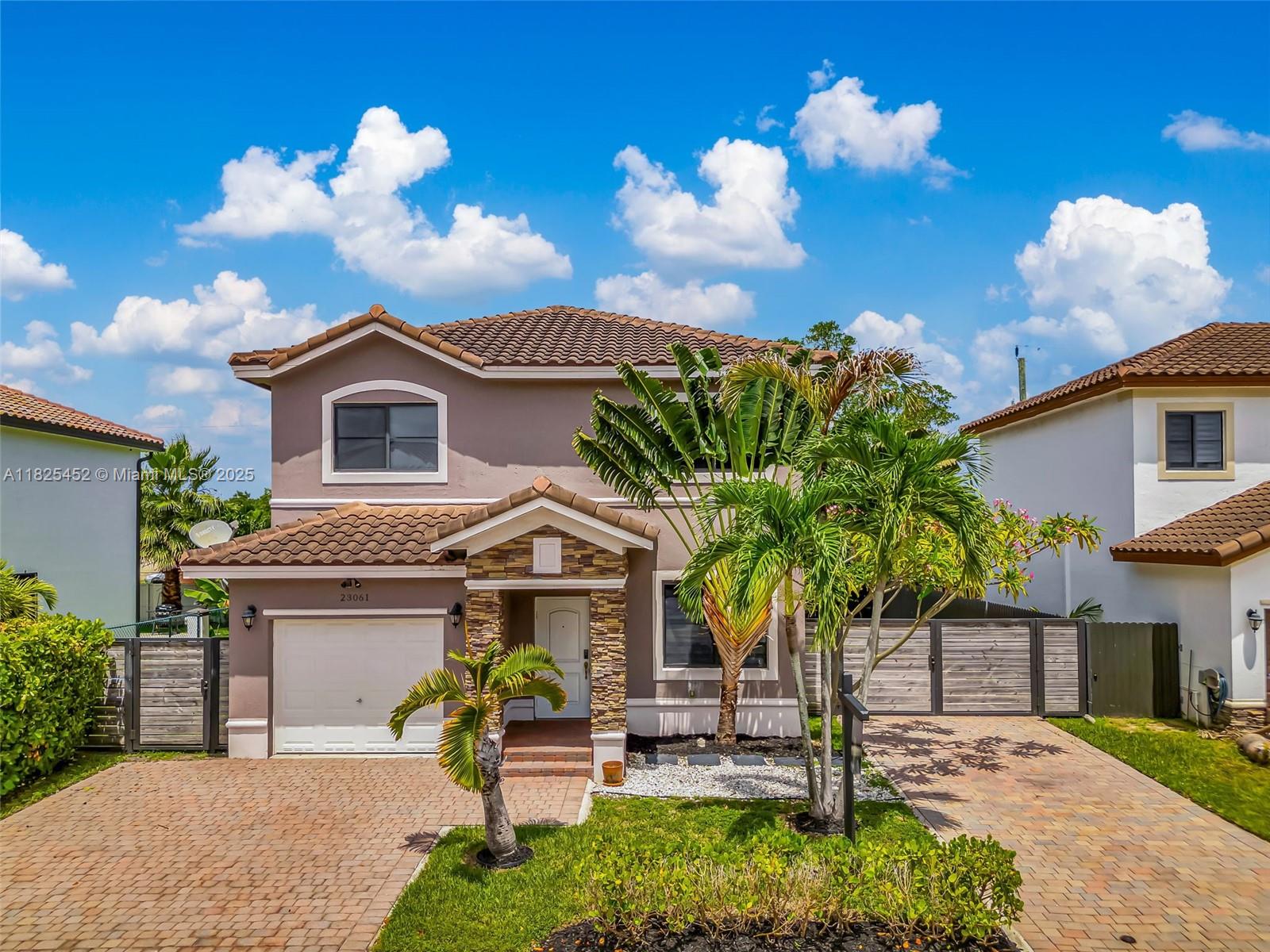23061 SW 114th Path, Miami, Florida image 1