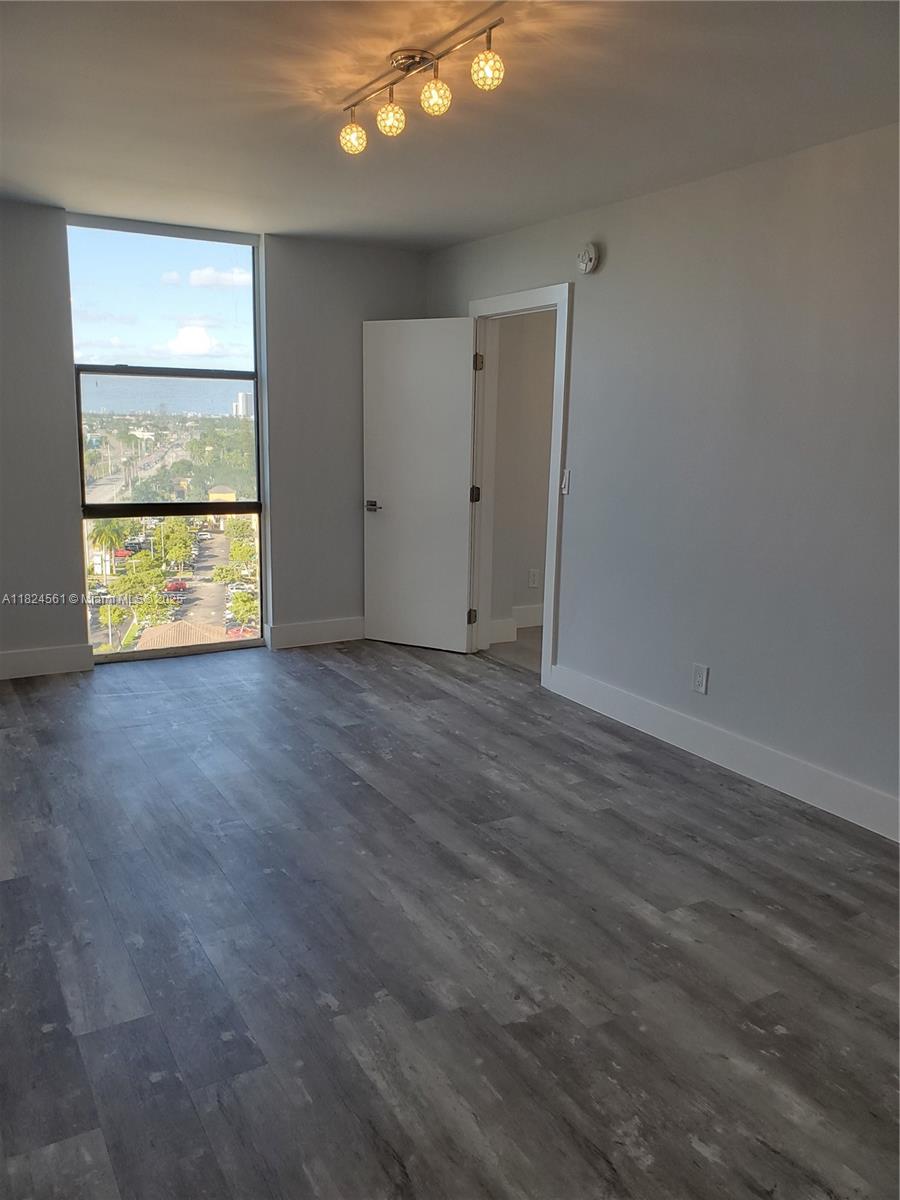 13499 Biscayne Blvd #1105, North Miami, Florida image 7