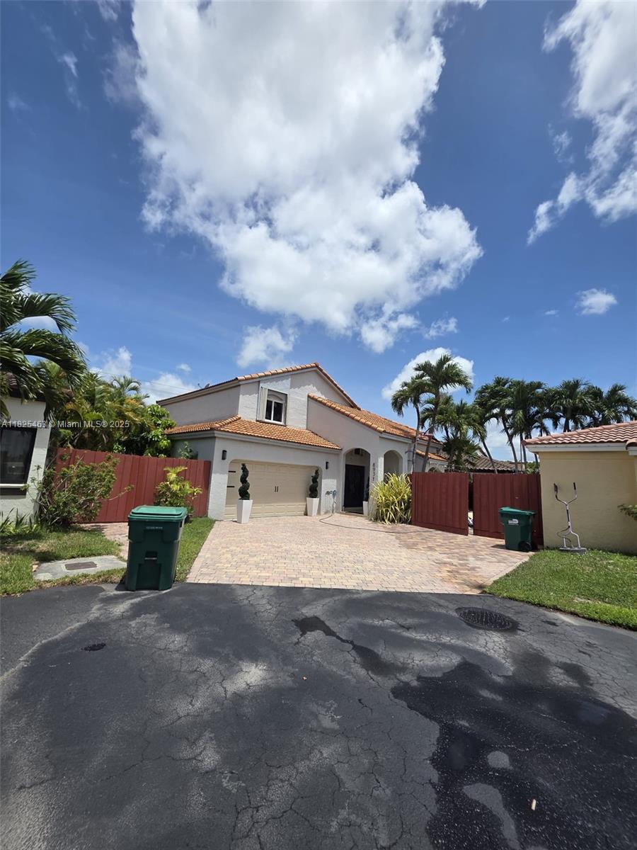 8931 SW 5th St, Miami, Florida image 8