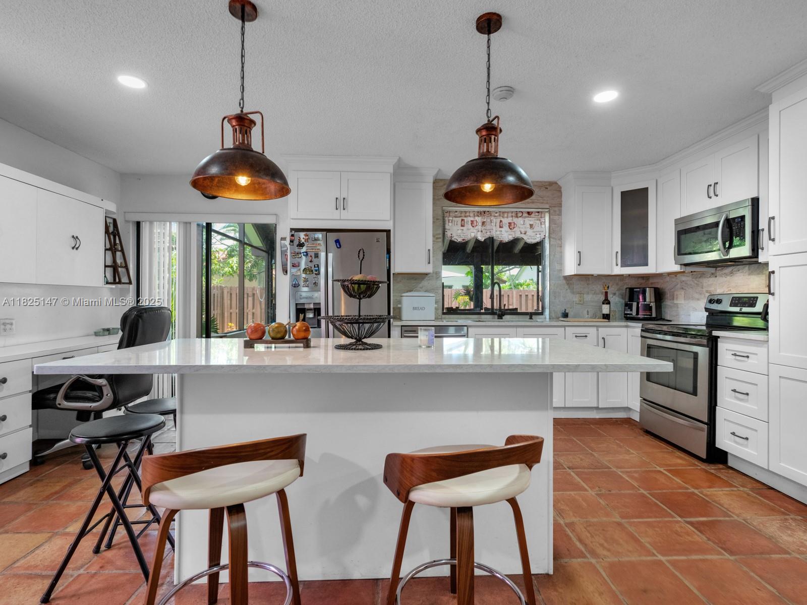 2202 Charleston, Weston, Florida image 21