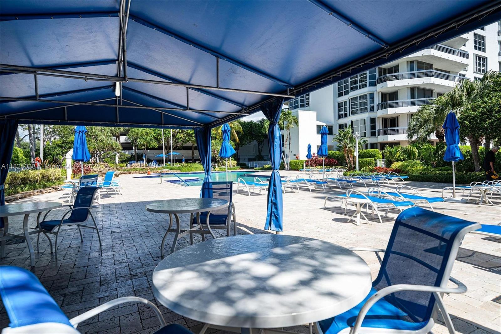 3500 Mystic Pointe Dr #1702, Aventura, Florida image 16