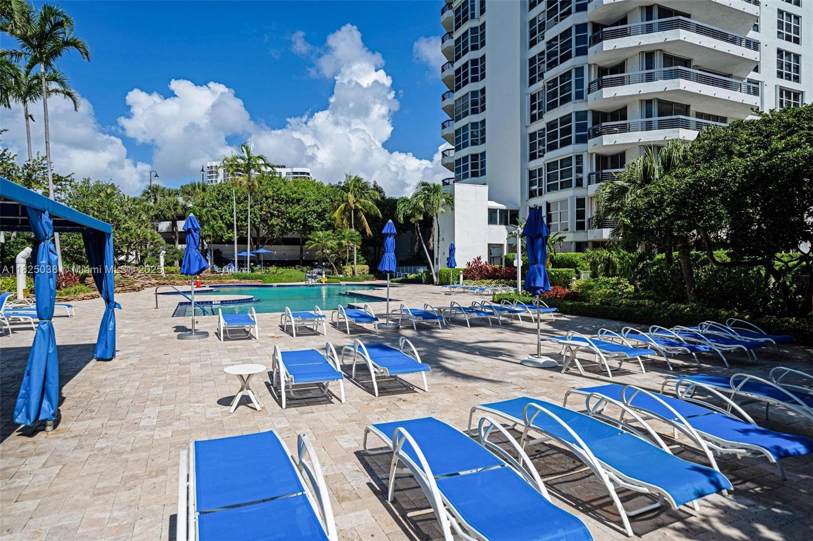 3500 Mystic Pointe Dr #1702, Aventura, Florida image 17