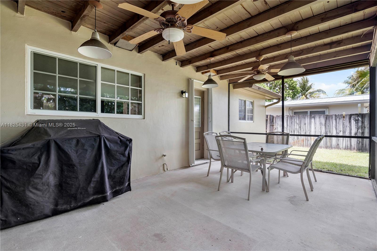 8220 NW 24th Ct, Pembroke Pines, Florida image 23