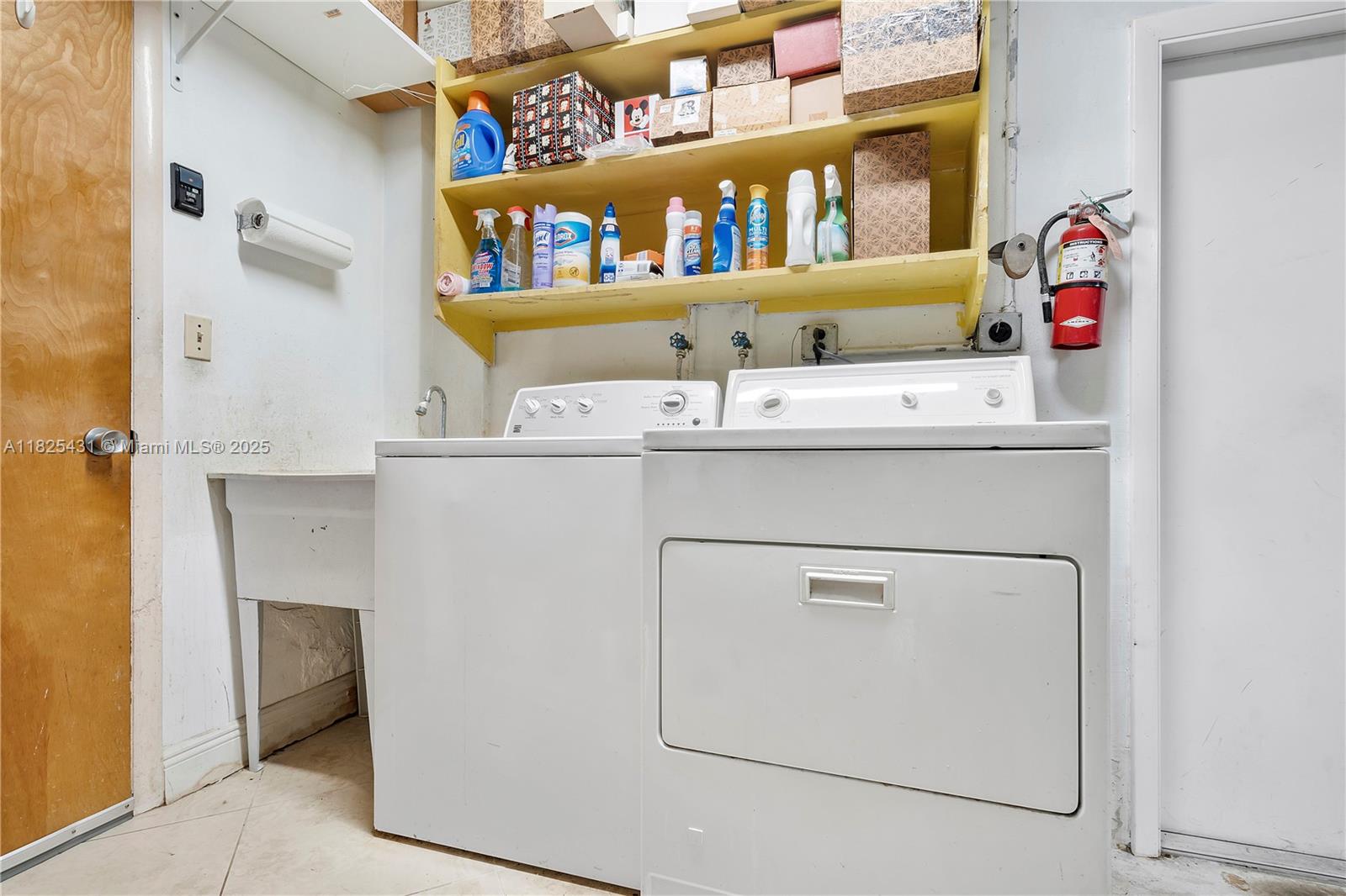 8220 NW 24th Ct, Pembroke Pines, Florida image 27