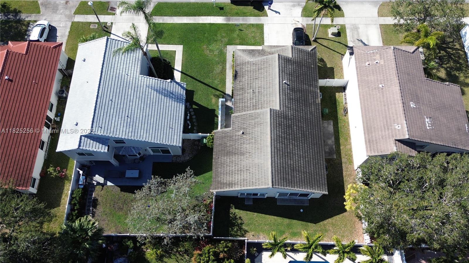 2017 NW 182nd Ave, Pembroke Pines, Florida image 27