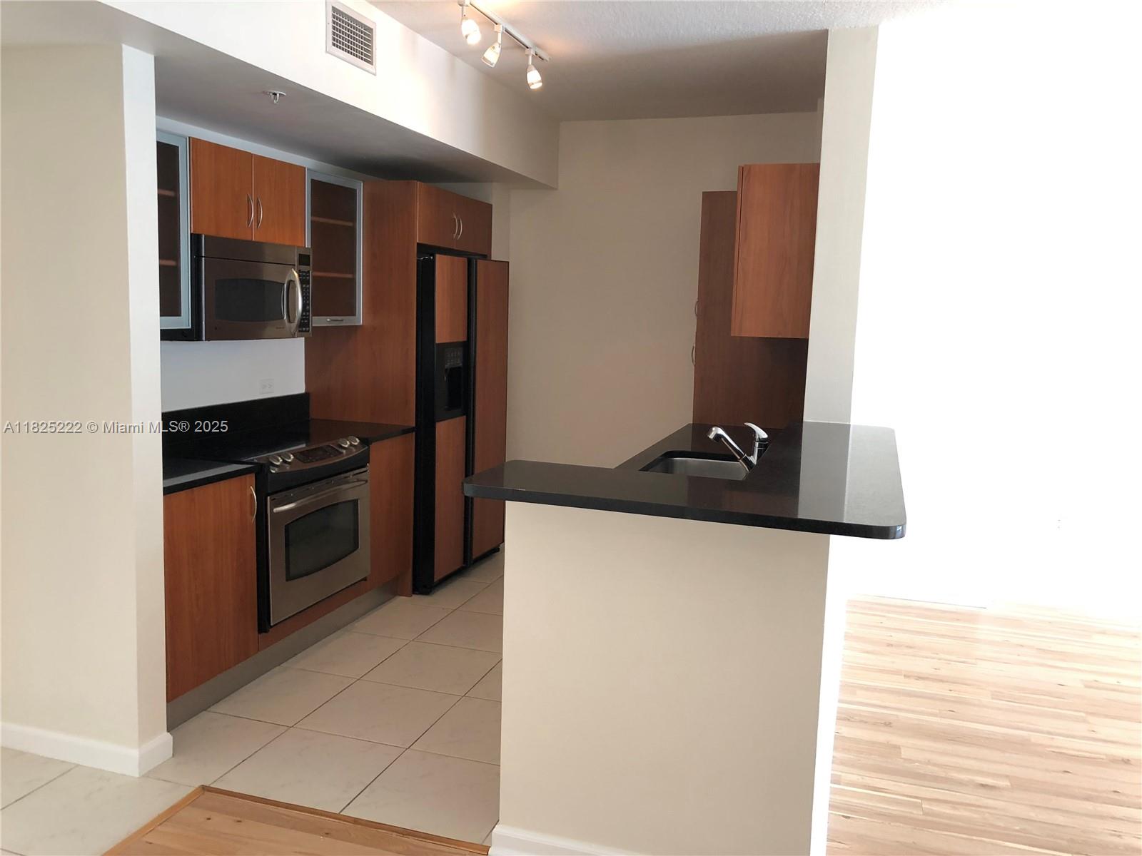 18800 NE 29th Ave #730, Aventura, Florida image 3