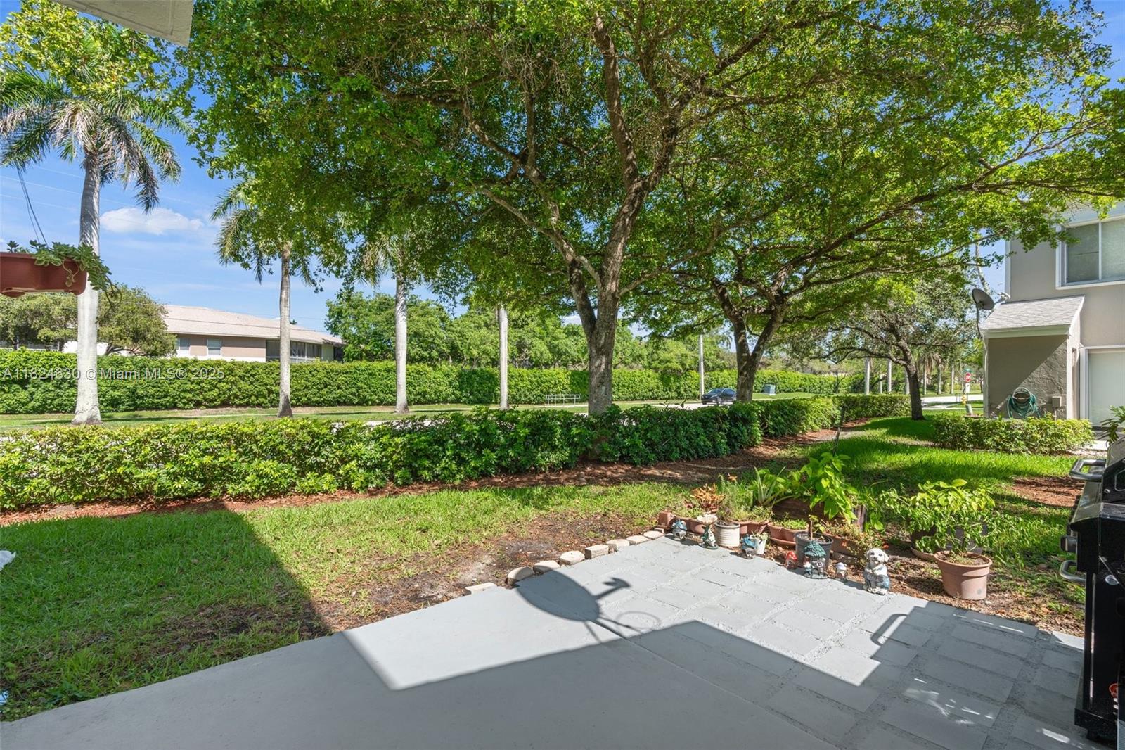 11000 Sand Piper Ct, Tamarac, Florida image 28
