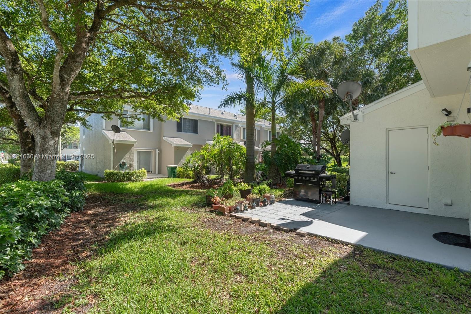 11000 Sand Piper Ct, Tamarac, Florida image 29