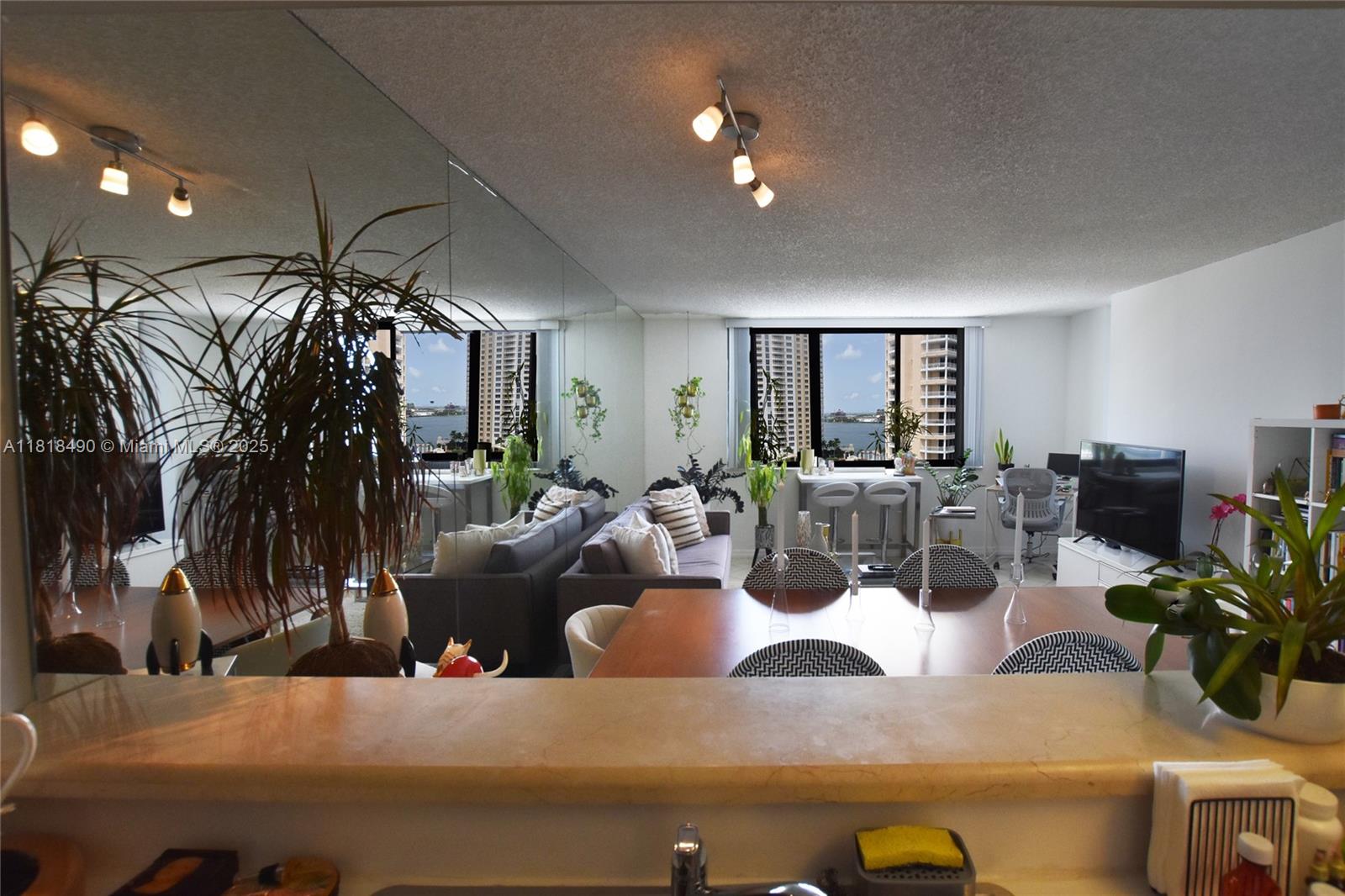 Property photo # 6