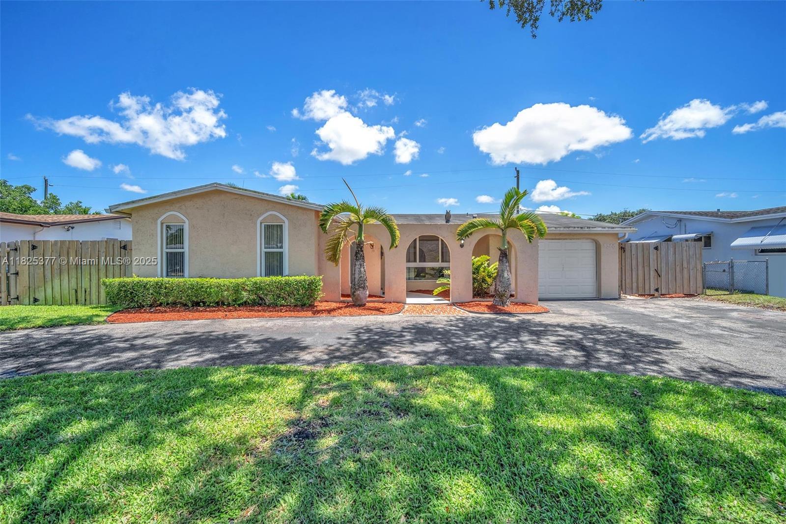 9200 SW 54th St, Cooper City, Florida image 3