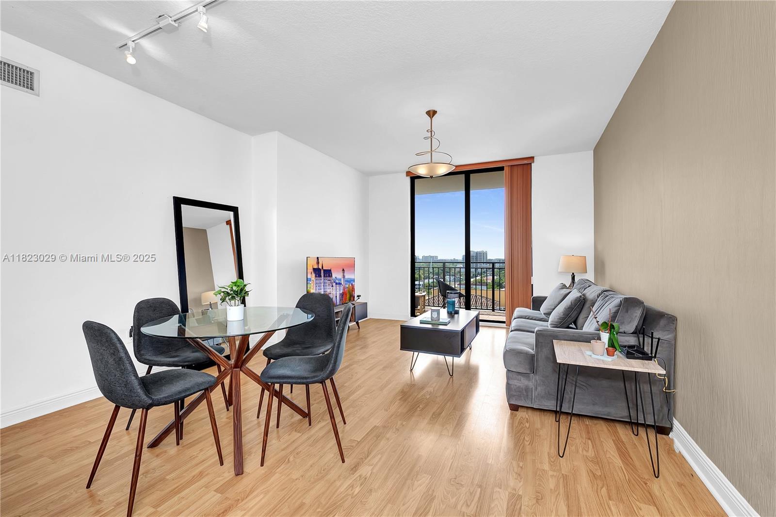 Property photo # 8