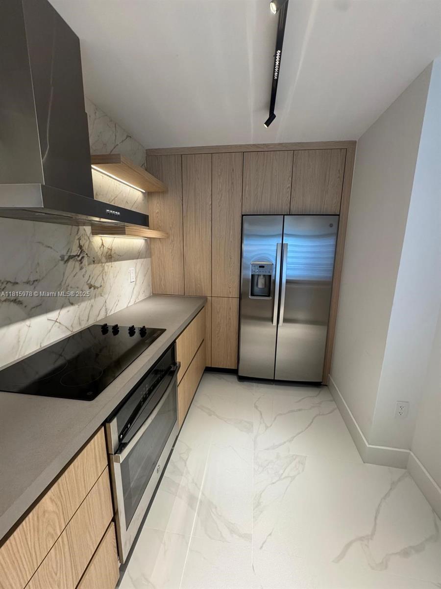 800 N Miami Ave #E-901, Miami, Florida image 3