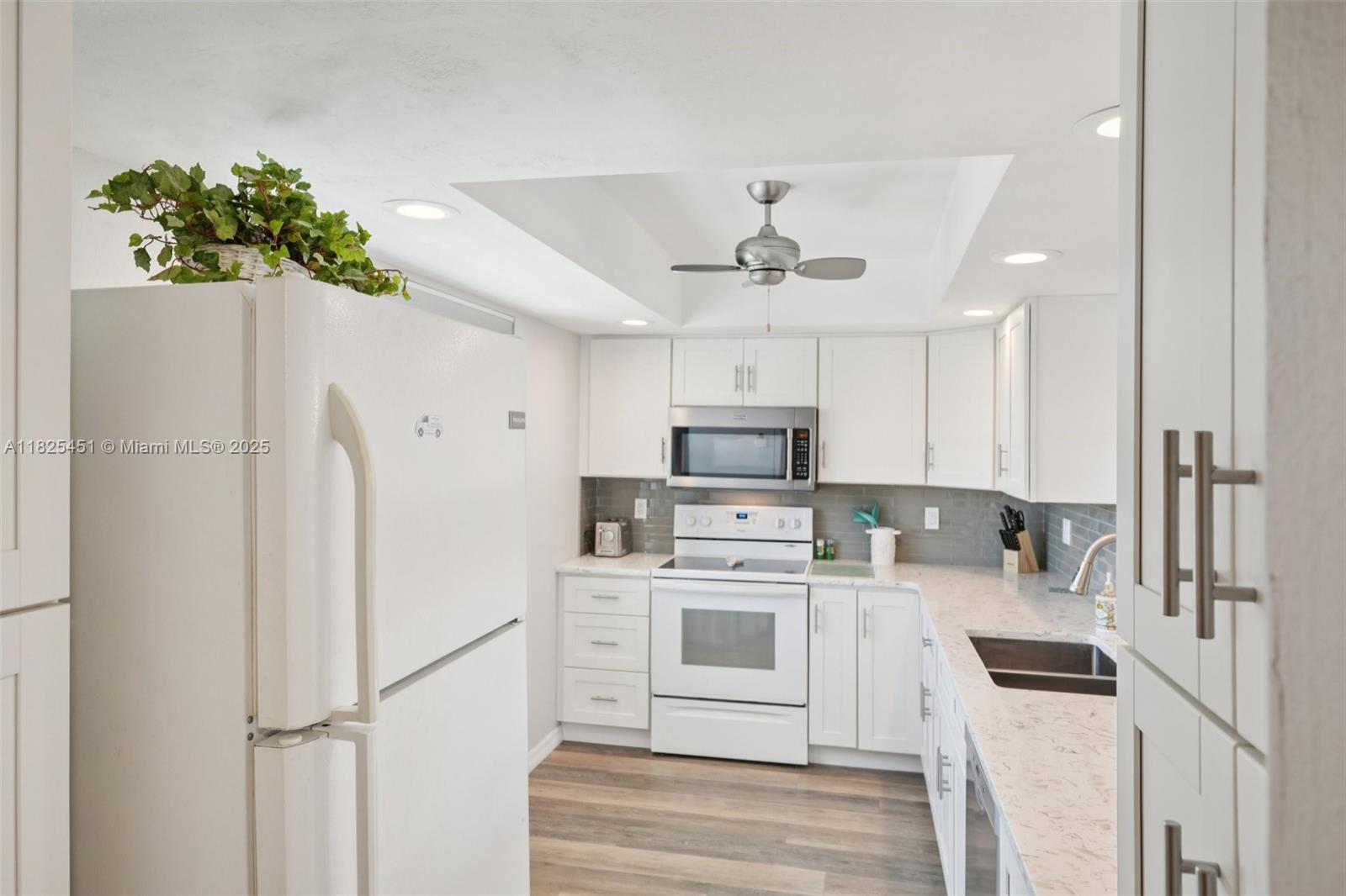 1700 Pine Valley Dr #205, Fort Myers, Florida image 9