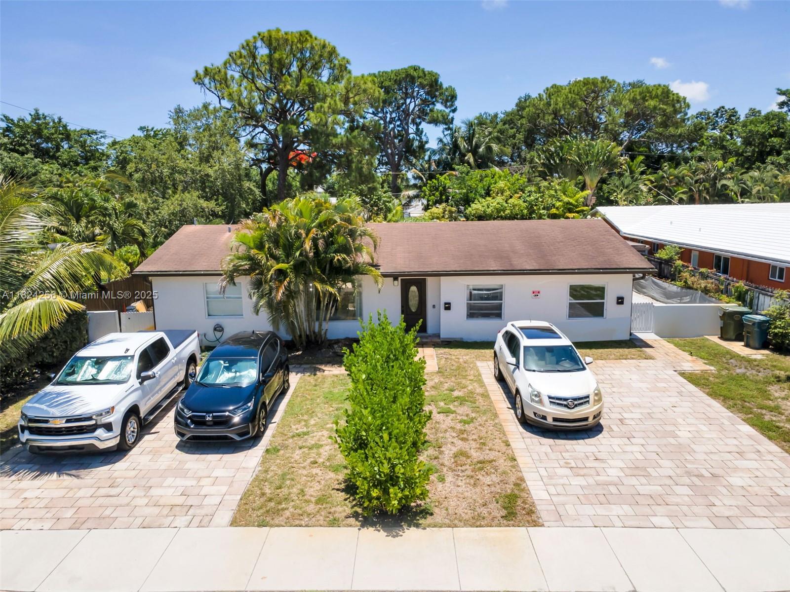 754 NE 36th St, Oakland Park, Florida image 1