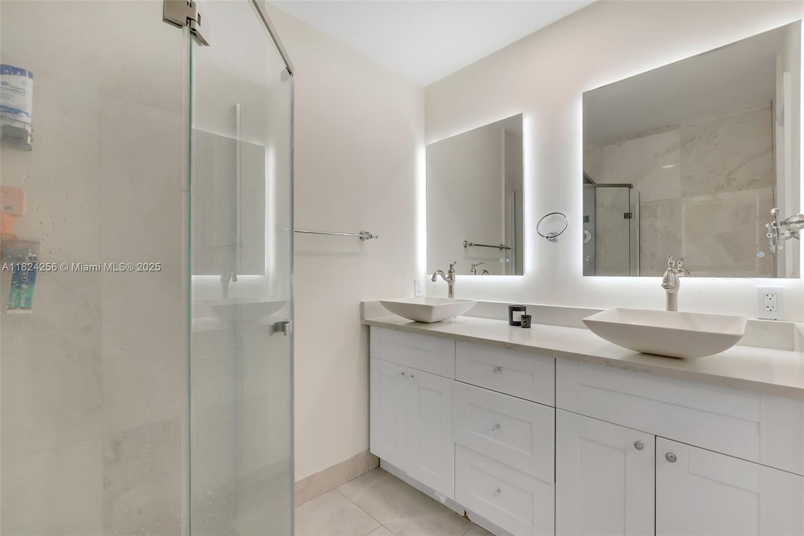 754 NE 36th St, Oakland Park, Florida image 18