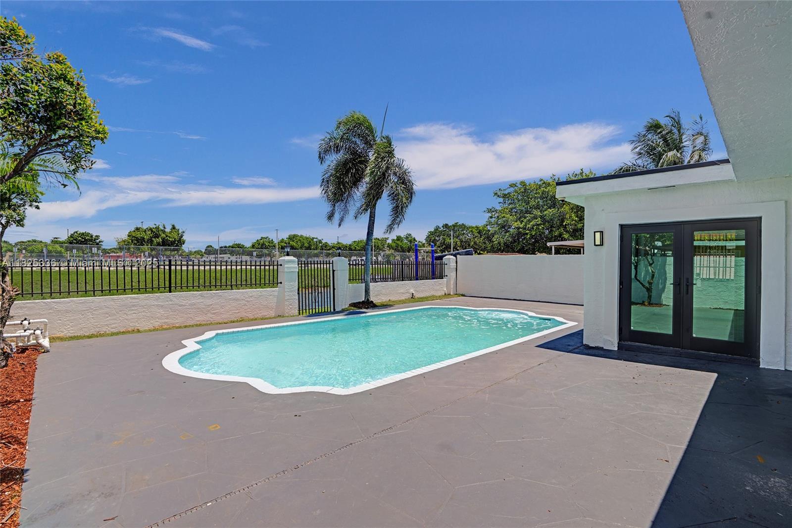 1731 NW 155th St, Miami Gardens, Florida image 21