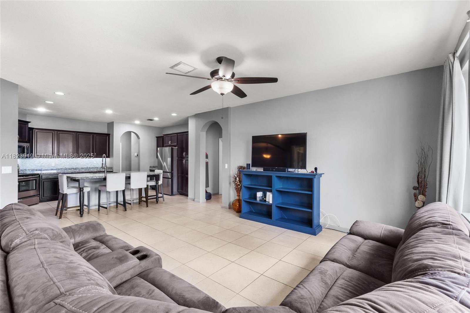 22442 SW 128th Pl, Miami, Florida image 13