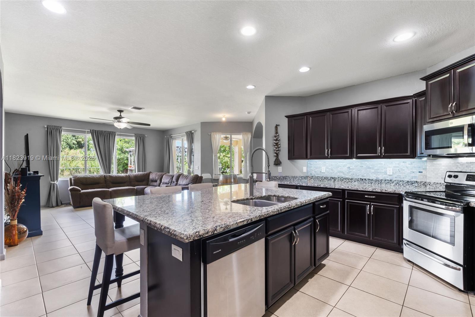 22442 SW 128th Pl, Miami, Florida image 19