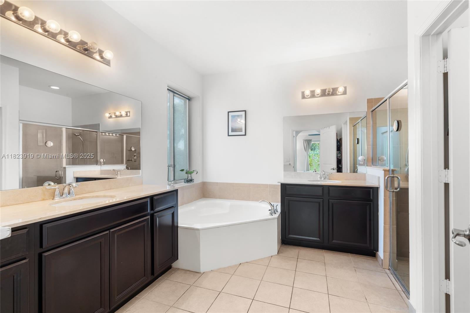 22442 SW 128th Pl, Miami, Florida image 27