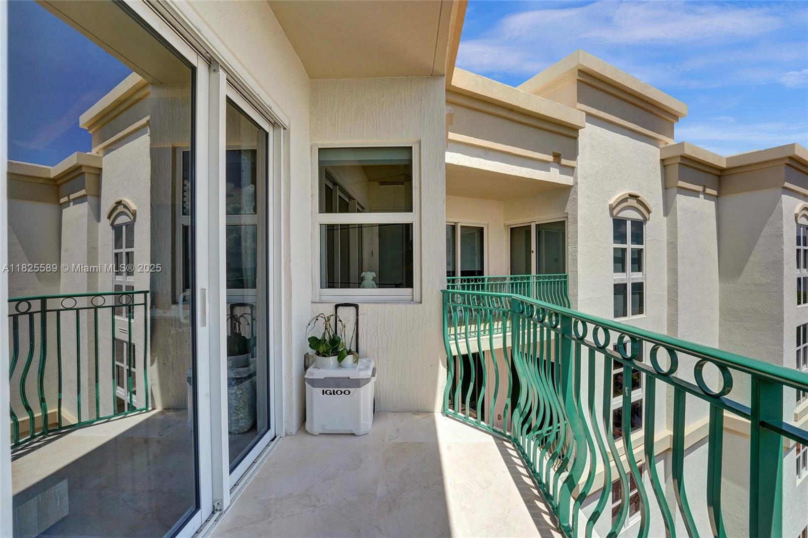 19900 E Country Club Dr #TS16, Aventura, Florida image 39