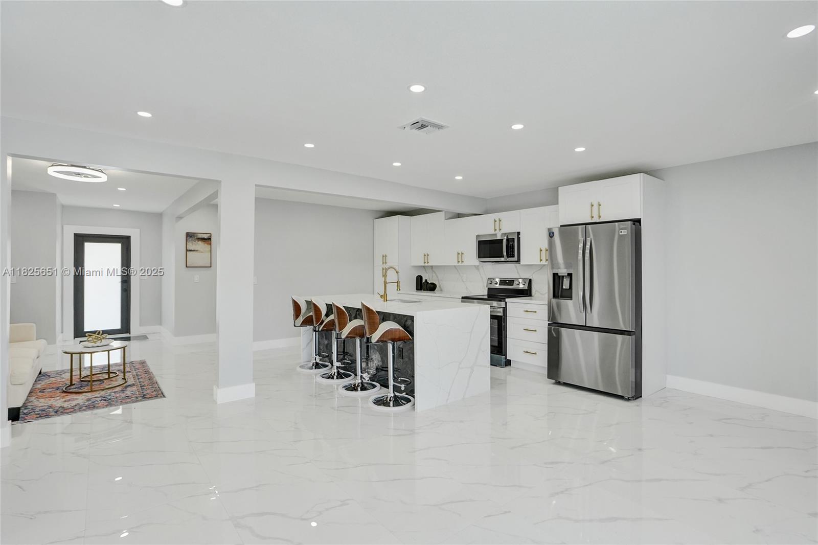 2335 Wilson St, Hollywood, Florida image 5