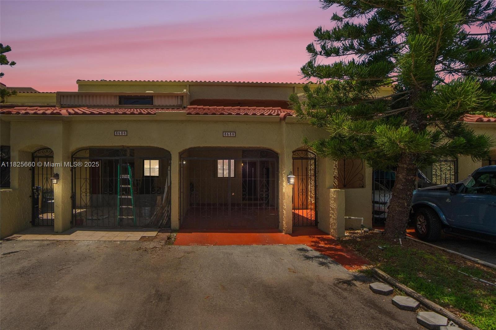 3538 Estepona Ave #D-2, Doral, Florida image 2