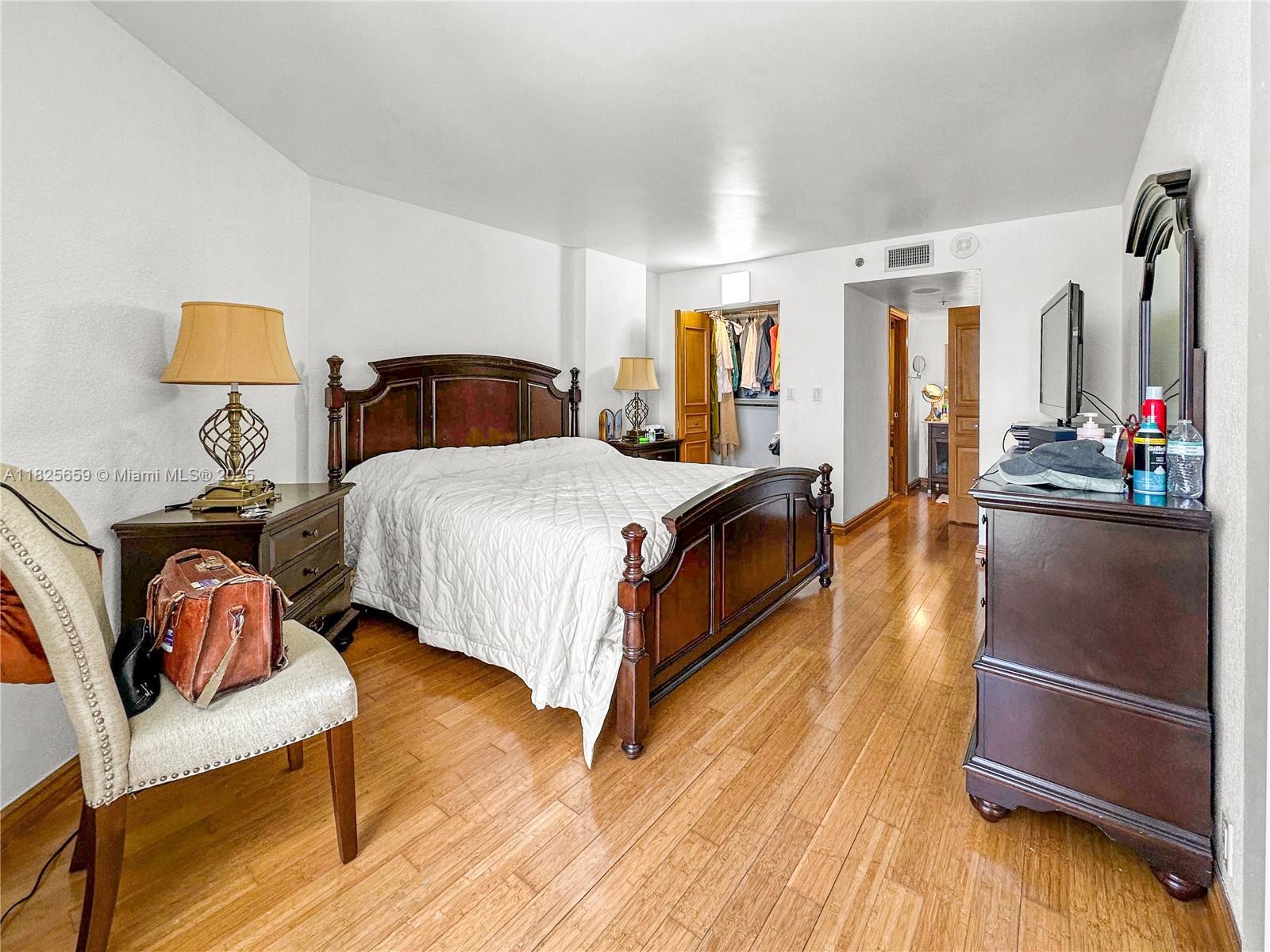 6767 Collins Ave #704, Miami Beach, Florida image 12